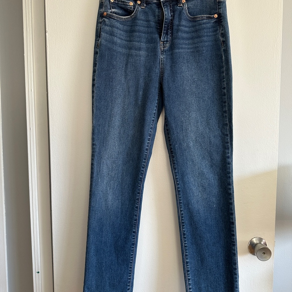 GAP Blue Straight Leg Jeans Classic Style - Picture 2 of 8